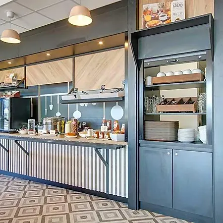 B&B Hotel Epernay 2*