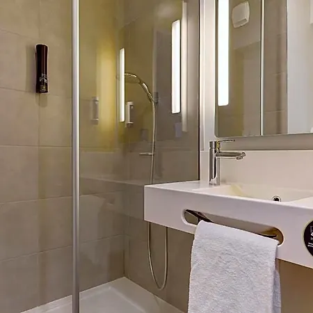 B&B Hotel Epernay Hotel 2*